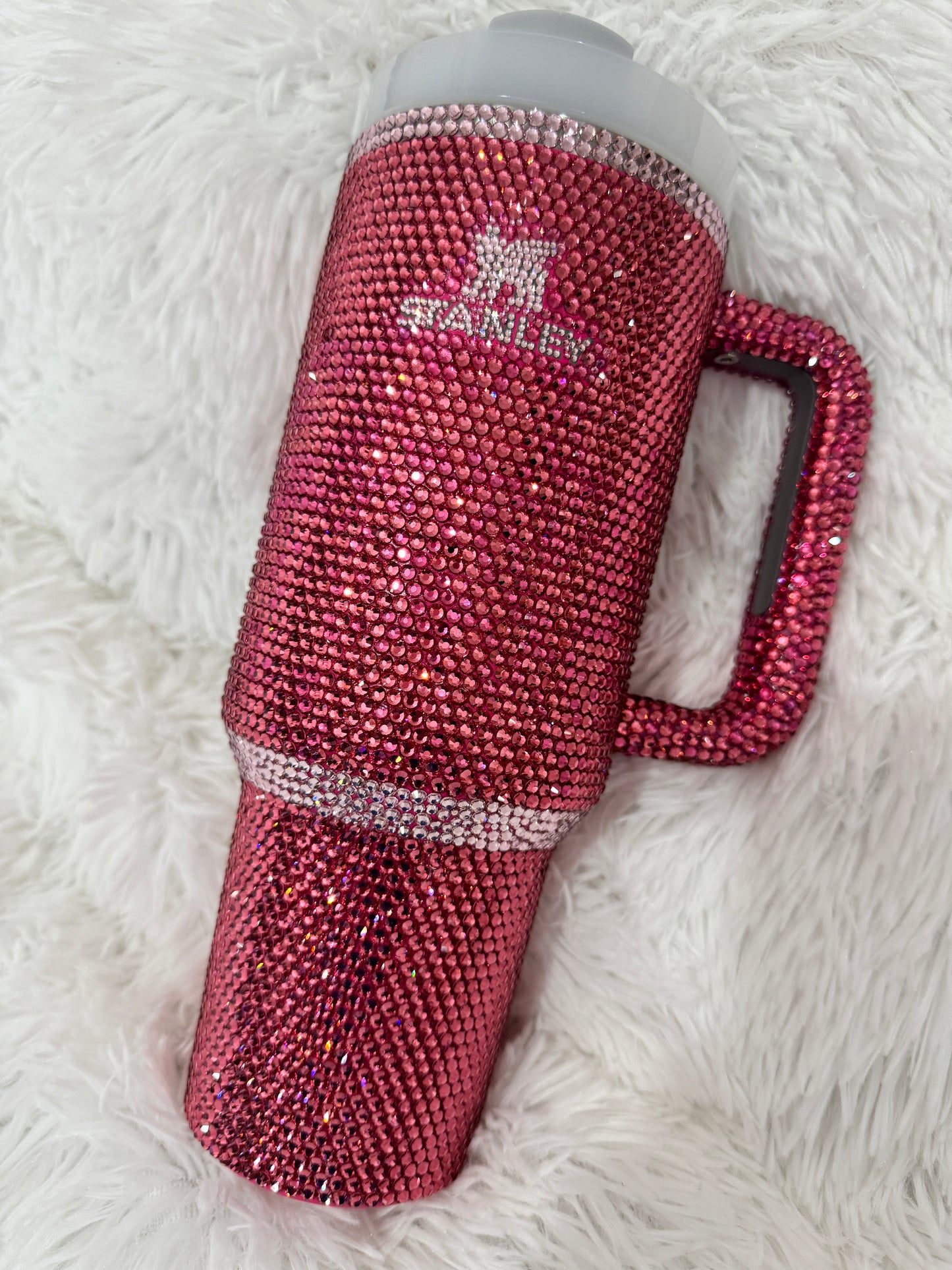 Heavenly pink 40oz tumbler with handle